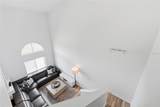 2216 Stonington Avenue - Photo 24
