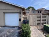 916 Park Lake Circle - Photo 15