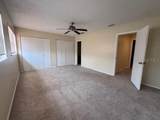 916 Park Lake Circle - Photo 7