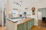 324 Hickory Court - Photo 17