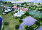 211 Blazing Star Avenue - Photo 3