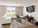 196 Towns Circle - Photo 4