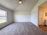923 Oxford Park Drive - Photo 10