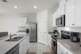 1340 Daisy Fiel Dr - Photo 6
