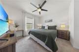 907 Guadalupe - Photo 10
