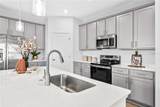 806 Castleford Avenue - Photo 10