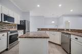 2106 The Oaks Boulevard - Photo 15