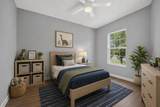573 Lucerne Boulevard - Photo 11