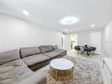 476 Banyon Tree Circle - Photo 5