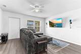 1502 Las Villas Boulevard - Photo 5