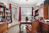 365 Barclay Court - Photo 30