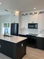 2051 Peel Avenue - Photo 5