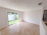 411 Dorchester Square - Photo 10