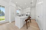 1605 Bryn Mawr Street - Photo 9