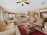 209 N Hampton Dr - Photo 17
