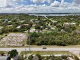 204 Hallmark Avenue - Photo 8