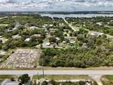 204 Hallmark Avenue - Photo 9