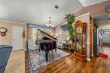 873 Troy Street - Photo 20