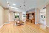 646 Stratford Lane - Photo 9