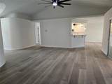 719 Balmoral Court - Photo 4