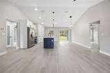 3086 Hampshire Boulevard - Photo 7