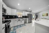 17 Holly Road - Photo 13