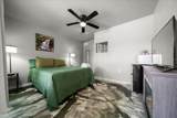 215 Pine Avenue - Photo 17