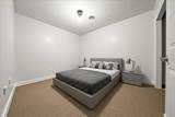 215 Pine Avenue - Photo 20