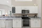 6042 Landings Boulevard - Photo 7