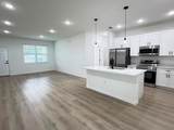 10032 Deltona Boulevard - Photo 13