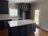 916 Hillcrest Court - Photo 10