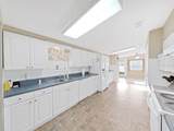 1750 Fox Hill Dr - Photo 22