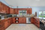 922 Lake Drive - Photo 4