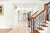 926 Lakeshore Boulevard - Photo 2