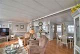 123 Holiday Lane - Photo 21