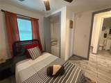 907 N Wabash Ave - Photo 29
