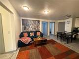 907 N Wabash Ave - Photo 4