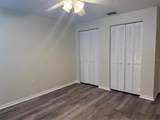 702 Country Lane - Photo 17