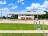 2425 Memorial Boulevard - Photo 1