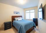 2202 Plantation Vlg - Photo 10