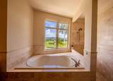 2202 Plantation Vlg - Photo 7