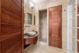 251 & 301 Recinto Sur & San Justo - Photo 17