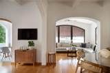 14 Cervantes - Photo 9