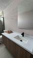 VILLA CAPARRA TOWER  A - Photo 20