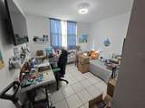 La Loma Apt B 101 - Photo 18