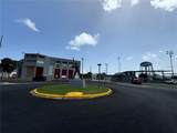 PASEO MAGDALENA ST. Urb. Levittown Lakes - Photo 11