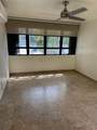 18 Taft - Photo 12