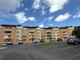 57 Lopategui - Photo 16
