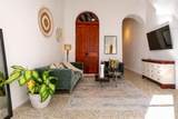54 Calle Cruz - Photo 2