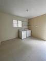 109 Harry Truman - Photo 16